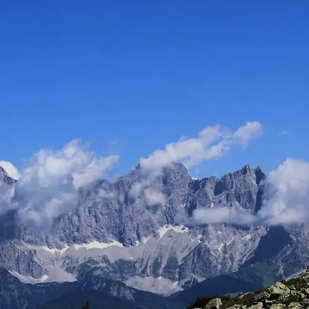 アパート Haus Intaba